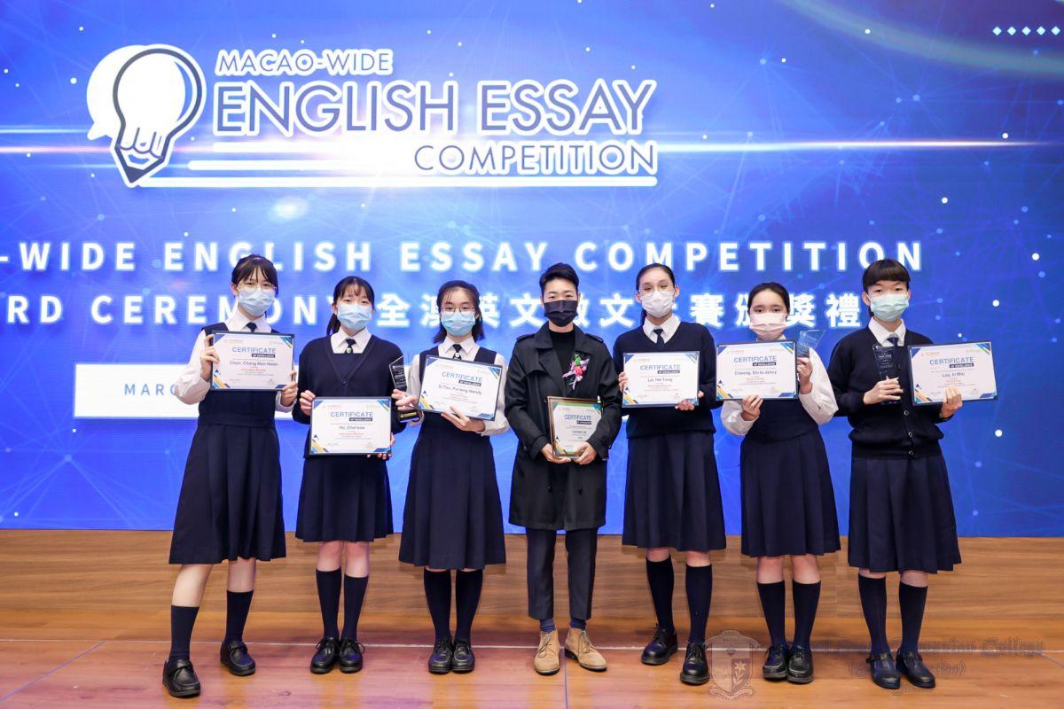 Ms Carmen Lei and student winners